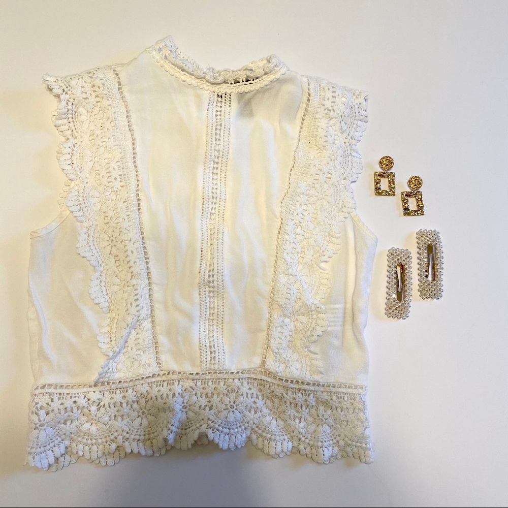 Forever 21 | Crochet Blouse